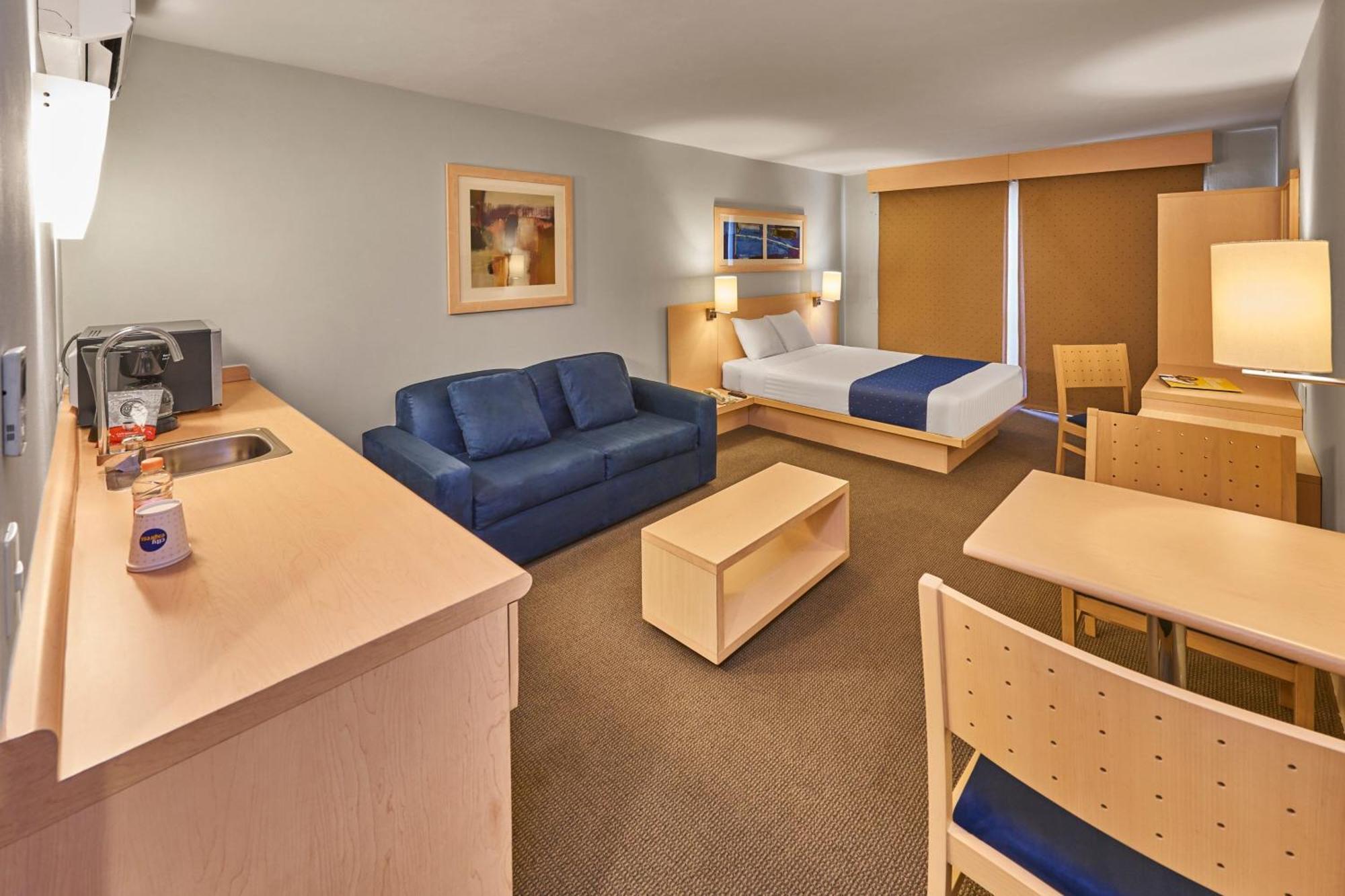 Hotel Express By Marriott Finsa