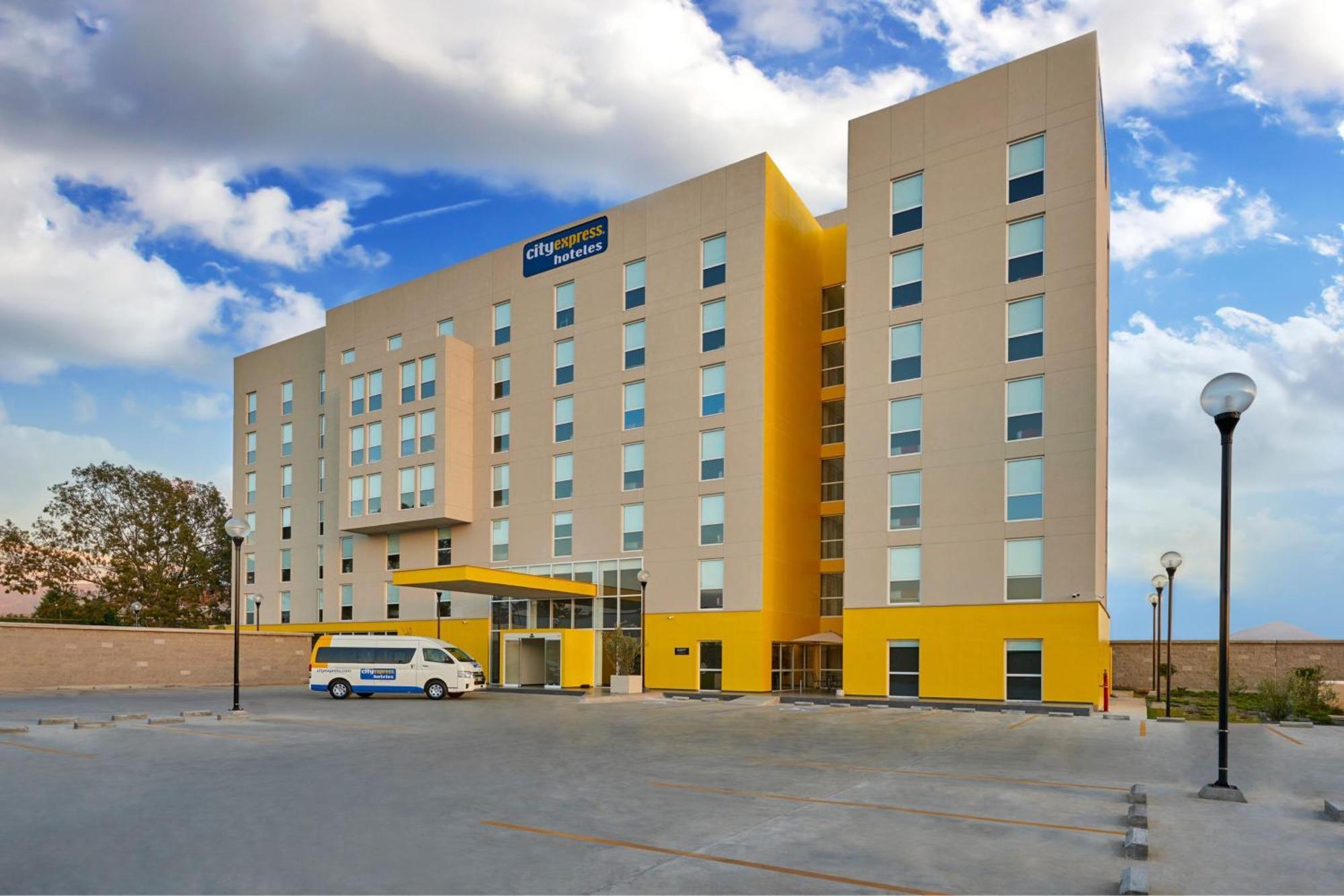 Hotel Express By Marriott Finsa